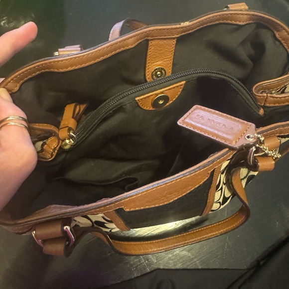 Coach purse - Picture 7 of 8